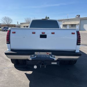CHEVROLET C/K 3500 SERIES C3500 SILVERADO - 7
