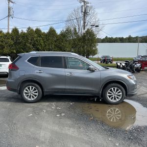 NISSAN ROGUE SV - 10
