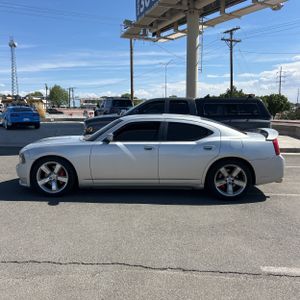 DODGE CHARGER SRT-8 - 3