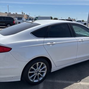 FORD FUSION SE - 9