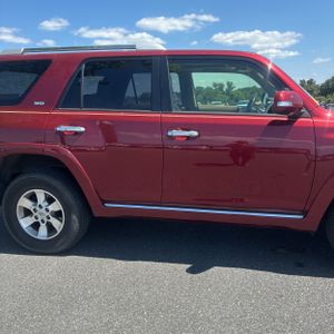 2013 Toyota 4RUNNER SR5 thumbnail 11