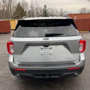 FORD EXPLORER XLT - 7