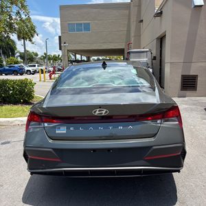 صورة مصغرة 56 لـ 2024 Hyundai ELANTRA SEL