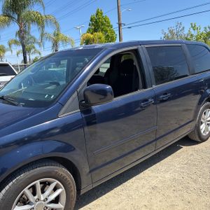 DODGE GRAND CARAVAN SXT - 2