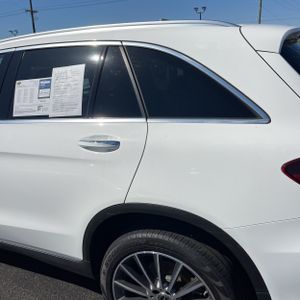 MERCEDES-BENZ GLC - 6