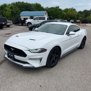 FORD MUSTANG ECOBOOST - 1