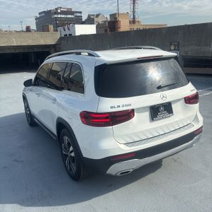 Mercedes-Benz GLB 250 4MATIC - 5