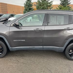 صورة 4 لـ 2017 JEEP COMPASS LATITUDE