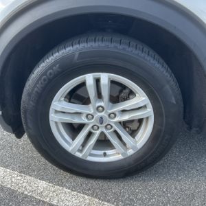 2024 FORD EXPLORER XLT — миниатюра 17