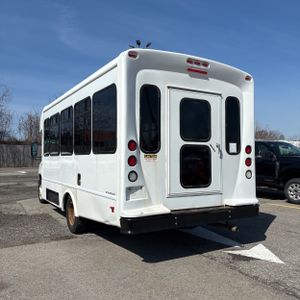 FORD E-350 CUTAWAY - 5