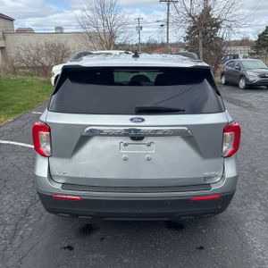 FORD EXPLORER XLT - 7