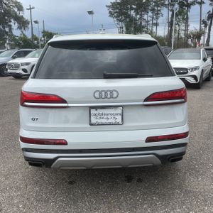 AUDI Q7 PREMIUM PLUS - 7