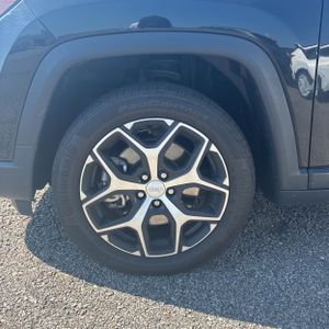 صورة مصغرة 17 لـ 2024 JEEP COMPASS LIMITED