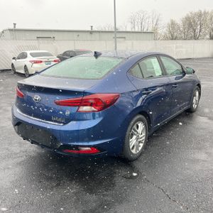 HYUNDAI ELANTRA SEL - 8