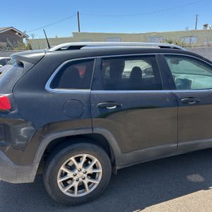 2016 JEEP CHEROKEE LATITUDE — фото 9