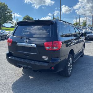 2010 Toyota SEQUOIA PLATINUM photo 8