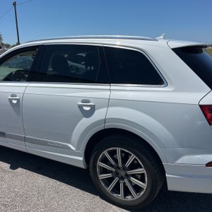 AUDI Q7 45 PREMIUM - 6