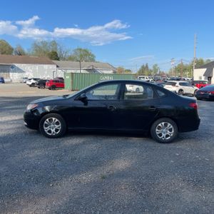 HYUNDAI ELANTRA GLS - 3