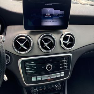 2020 Mercedes-BENZ GLA — миниатюра 37