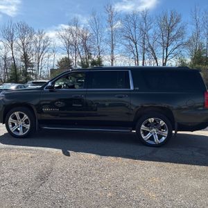 CHEVROLET SUBURBAN LTZ - 3