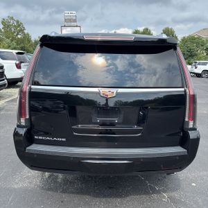 صورة 6 لـ 2018 Cadillac ESCALADE ESV LUXURY