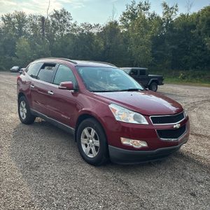 2010 Chevrolet TRAVERSE LT photo 12