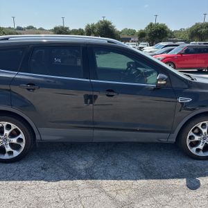 صورة مصغرة 11 لـ 2015 FORD ESCAPE TITANIUM