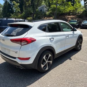 صورة 8 لـ 2016 Hyundai TUCSON LIMITED