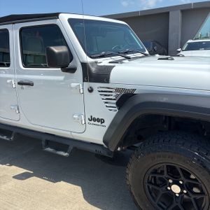 2020 JEEP GLADIATOR SPORT S thumbnail 13