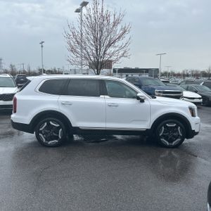 KIA TELLURIDE S - 10