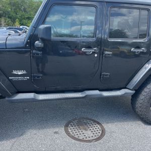 JEEP WRANGLER UNLIMITED SAHARA - 4