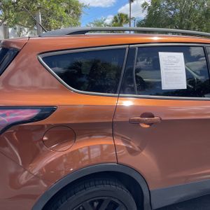 FORD ESCAPE TITANIUM - 9