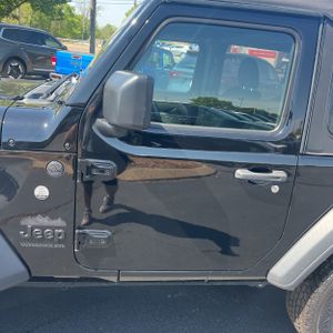 JEEP WRANGLER SPORT - 4