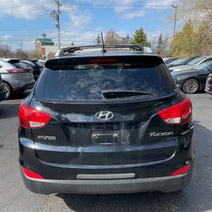 HYUNDAI TUCSON GLS - 7