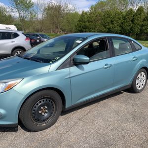 FORD FOCUS SE - 2