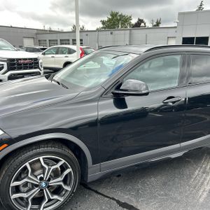 2022 BMW X2 XDRIVE28I 照片 2