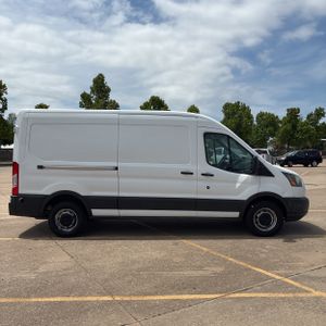 FORD TRANSIT 150 - 10