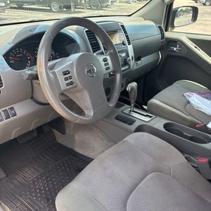 صورة مصغرة 38 لـ 2013 Nissan FRONTIER SV