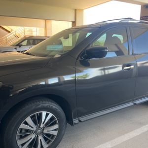 صورة 2 لـ 2017 Nissan PATHFINDER SV