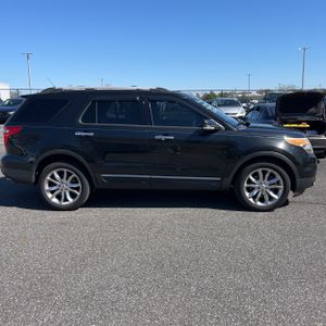 FORD EXPLORER LIMITED - 10