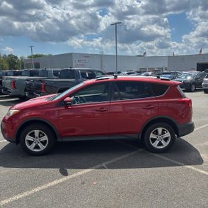 2013 Toyota RAV4 XLE — фото 3