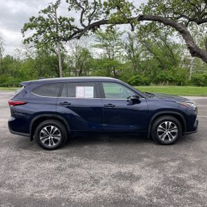 TOYOTA HIGHLANDER - 10