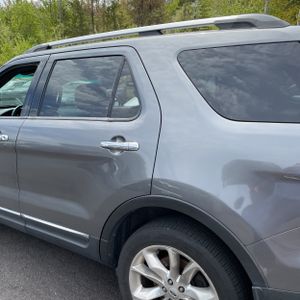 FORD EXPLORER LIMITED - 6