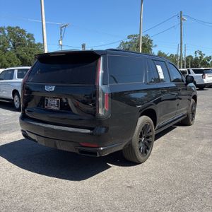 CADILLAC ESCALADE ESV SPORT - 8