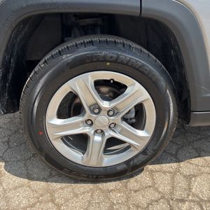 2024 JEEP COMPASS LATITUDE — миниатюра 19