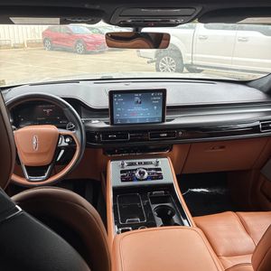 صورة مصغرة 39 لـ 2022 Lincoln AVIATOR BLACK LABEL