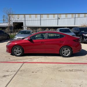 HYUNDAI ELANTRA VALUE EDITION - 3