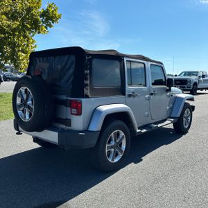 صورة 8 لـ 2015 JEEP WRANGLER UNLIMITED SAHARA