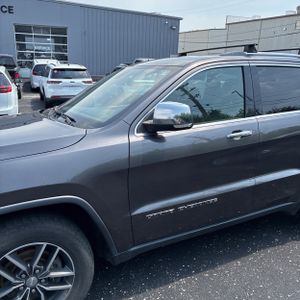 2017 JEEP GRAND CHEROKEE LIMITED — фото 2