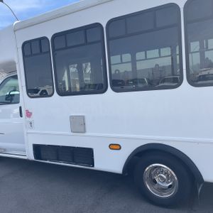 CHEVROLET EXPRESS 3500 - 6